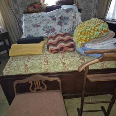 Sale Photo Thumbnail #389