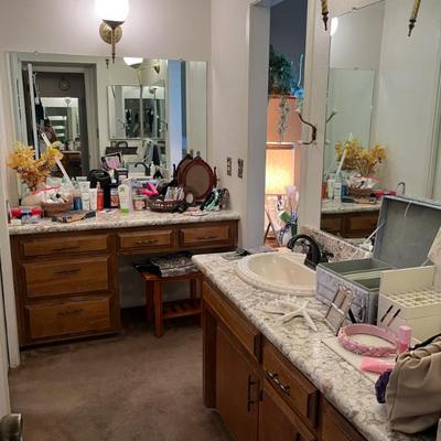 Sale Photo Thumbnail #172
