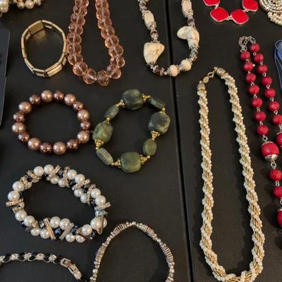 Sale Photo Thumbnail #35