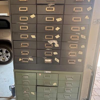 Mystery Tool Storage With Accessories