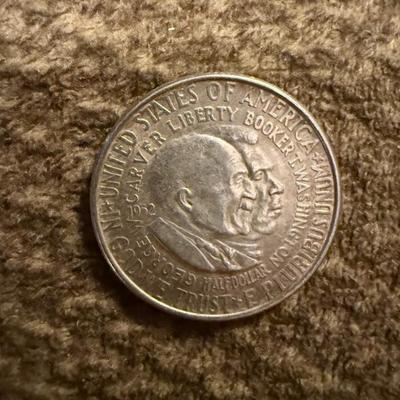 George Washington carver/ Booker T Washington half dollar