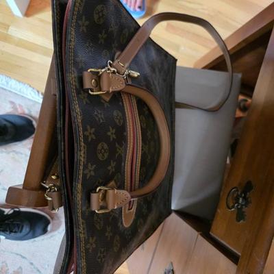 Sale Photo Thumbnail #117