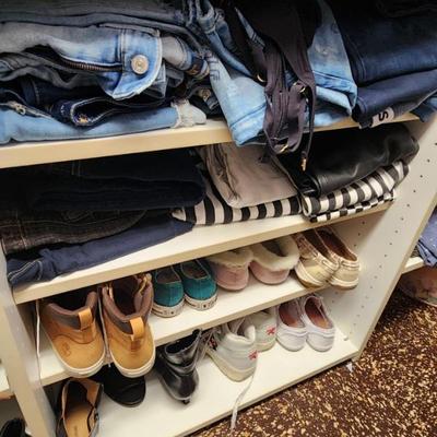 Sale Photo Thumbnail #180