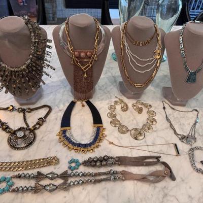 Sale Photo Thumbnail #30