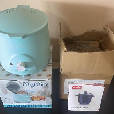 Brand New! MyMini Deep Fryer and Dash Mini Rice Cooker 