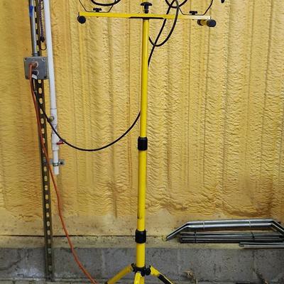 Telescoping Work Light
