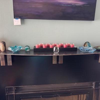 Sale Photo Thumbnail #47: Art glass