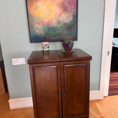 Bar/server cabinet