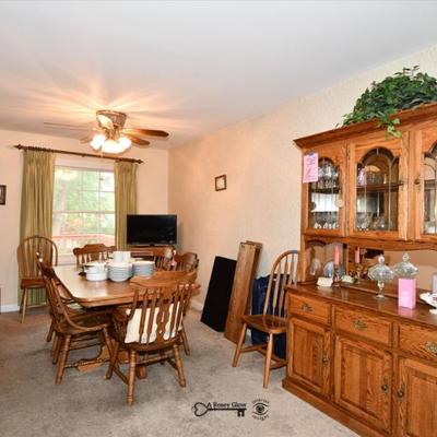 064 dining room