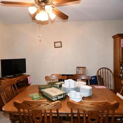 067 dining room