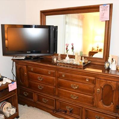 386 bedroom a
