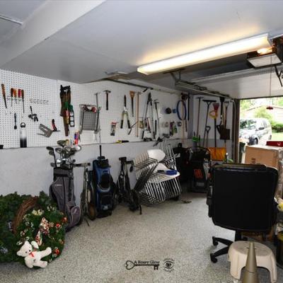 558 garage