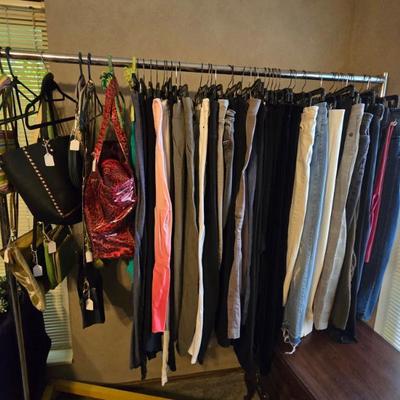 Sale Photo Thumbnail #150