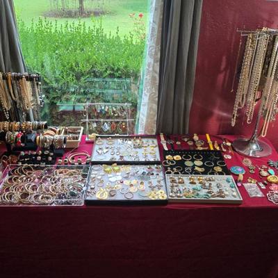 Sale Photo Thumbnail #78