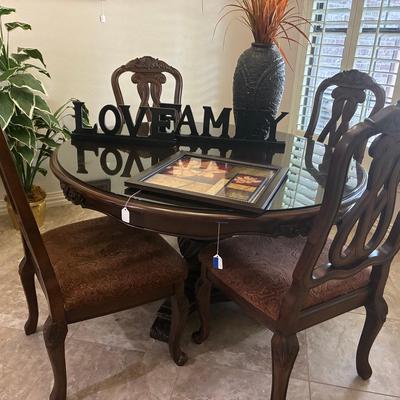 Round Dining Table Set And Kitchen Wares