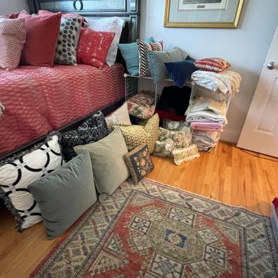 Sale Photo Thumbnail #60: Designer linens and pillows