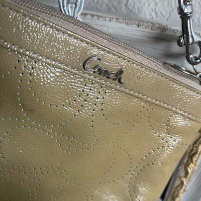 Sale Photo Thumbnail #249