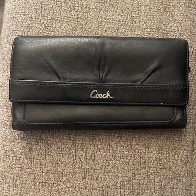 Sale Photo Thumbnail #3: Coach Wallet
