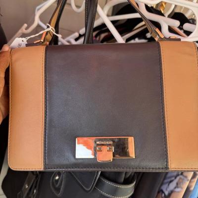 Sale Photo Thumbnail #160