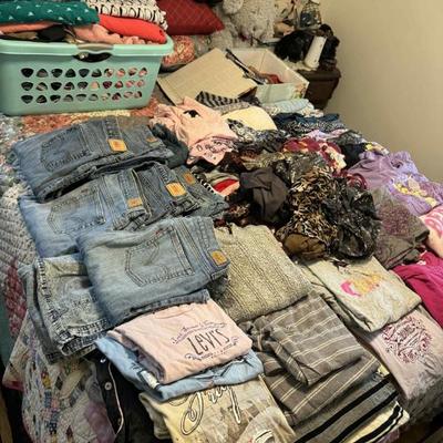 Sale Photo Thumbnail #11