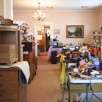 Estate sale photo