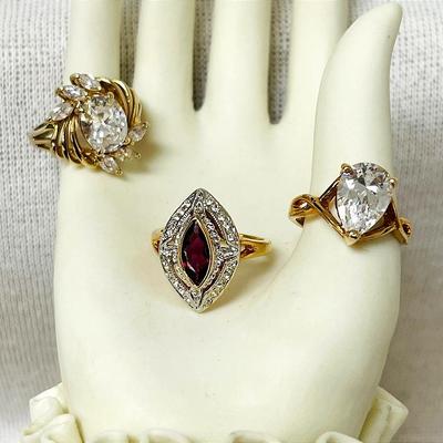 “Lind” 14K HGE Rings