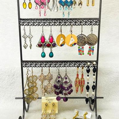 Vintage Fashion Earrings #1