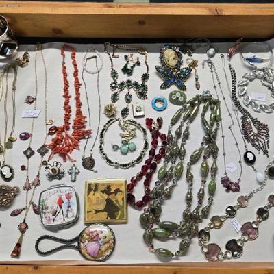 Sale Photo Thumbnail #206