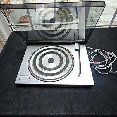 Vintage Silver Turntable - Bang & Olufsen B&O Beogram 2400