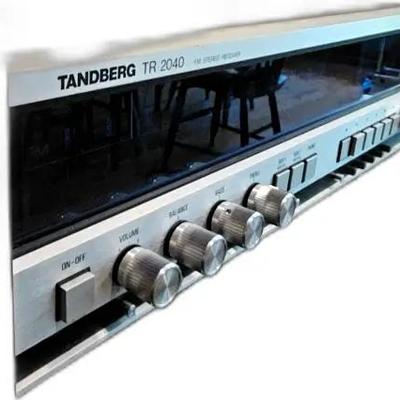 Tandberg TR 2040 FM Stereo Receiver