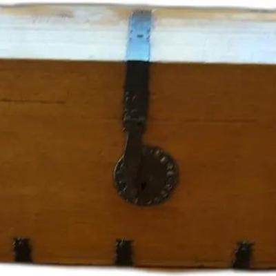 Antique Wooden Storage Trunk - W23” x H14” x D15”
