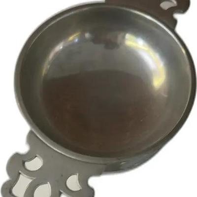 Colonial Williamsburg Large Porringer Stieff CW60-16 Pewter 2 Handle
