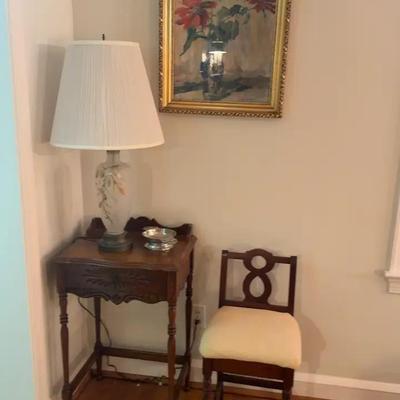 Vintage Floral Table Lamp with Shade
