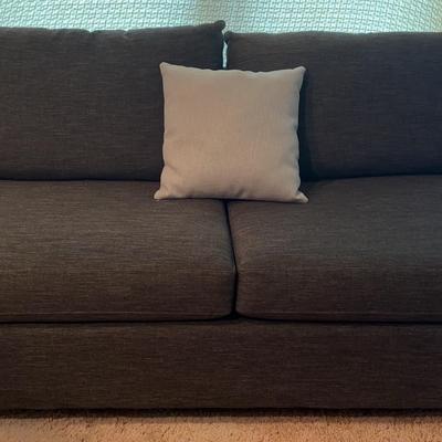 Bassett Slope Arm Sofa with Throw Pillow