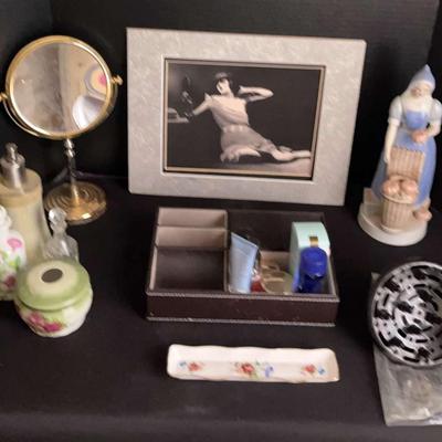 For The Ladies Vanity 