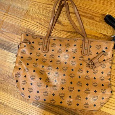Sale Photo Thumbnail #143