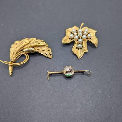 3 Leaf Goldtone Brooch With Tiny Goldtone Ball, Vintage Goldtone Brooch With 12 Faux Pearls Plus 
