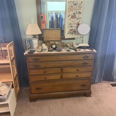 Sale Photo Thumbnail #119