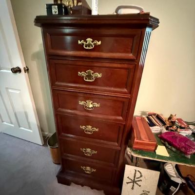 Sale Photo Thumbnail #3