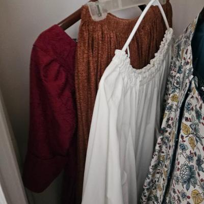 Sale Photo Thumbnail #92