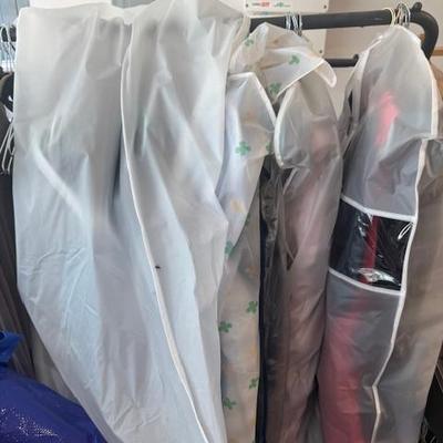 Tons of Clothes!! 