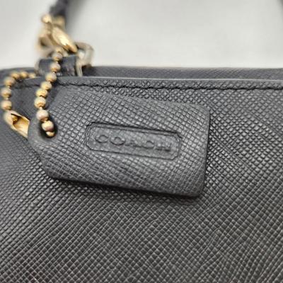Sale Photo Thumbnail #681