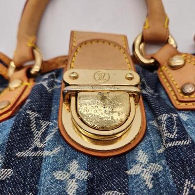 Sale Photo Thumbnail #831