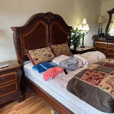 Sale Photo Thumbnail #546