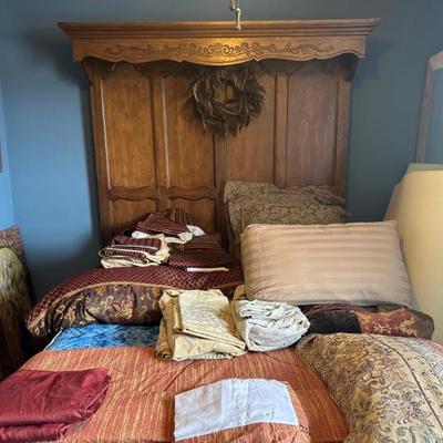 Sale Photo Thumbnail #374