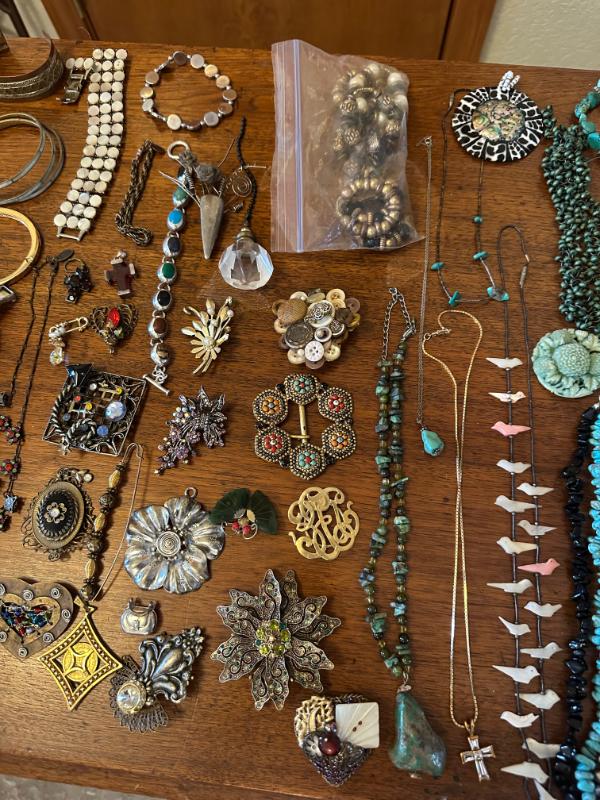 Sale Photo Thumbnail #562