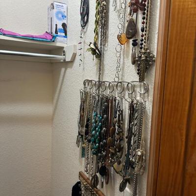 Sale Photo Thumbnail #496