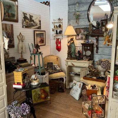 Sale Photo Thumbnail #117