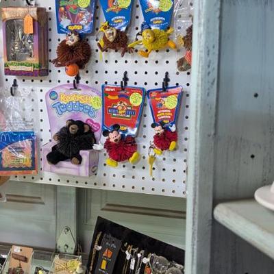 Sale Photo Thumbnail #153
