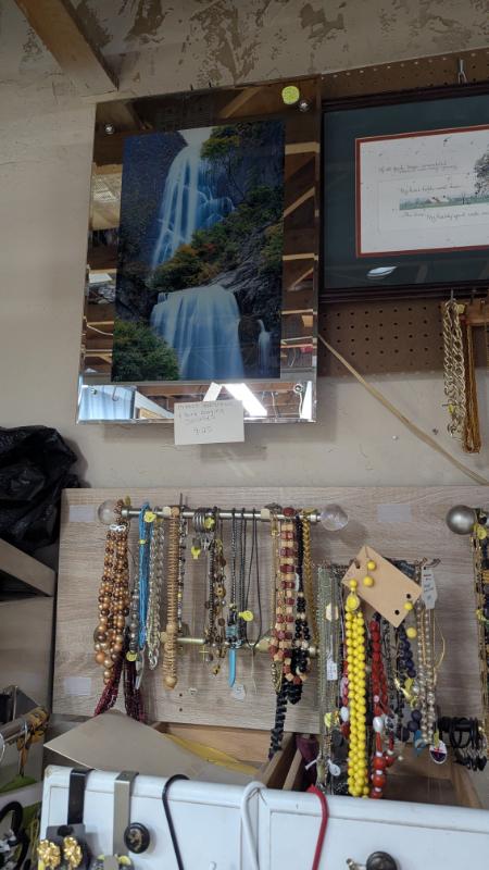 Sale Photo Thumbnail #11